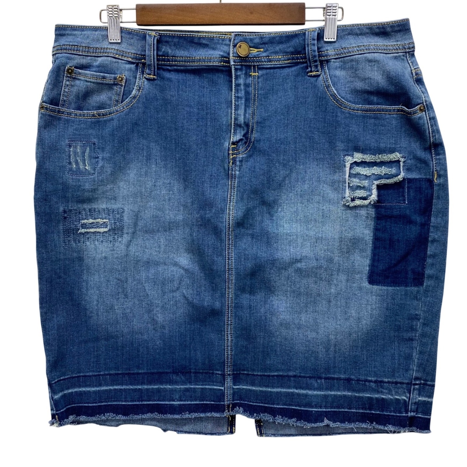 Lane Bryant Denim Skirt Womens 18 Blue Distressed Raw Hem Patchwork Medium Wash